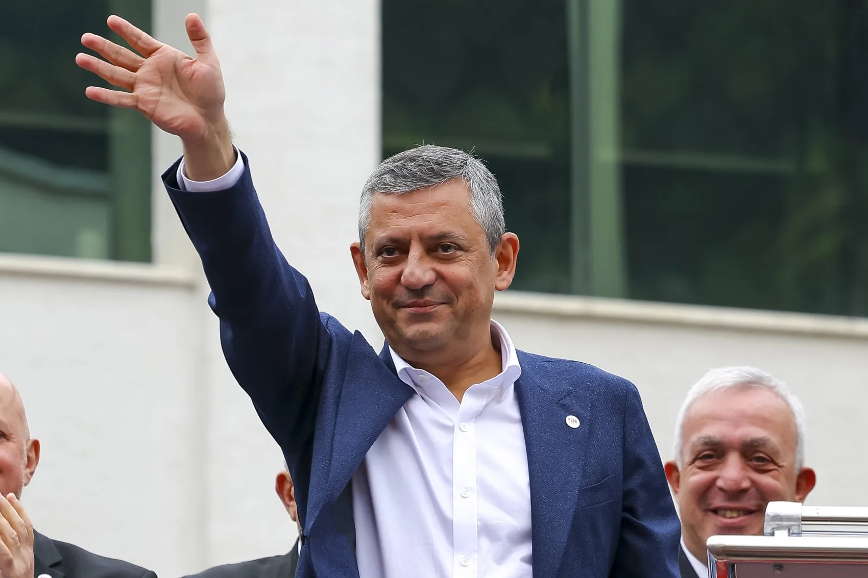 Özgür Özel'den Artvin'de iddialı çıkış: Yenilgiye alışmak bizim kitabımızda yazmaz
