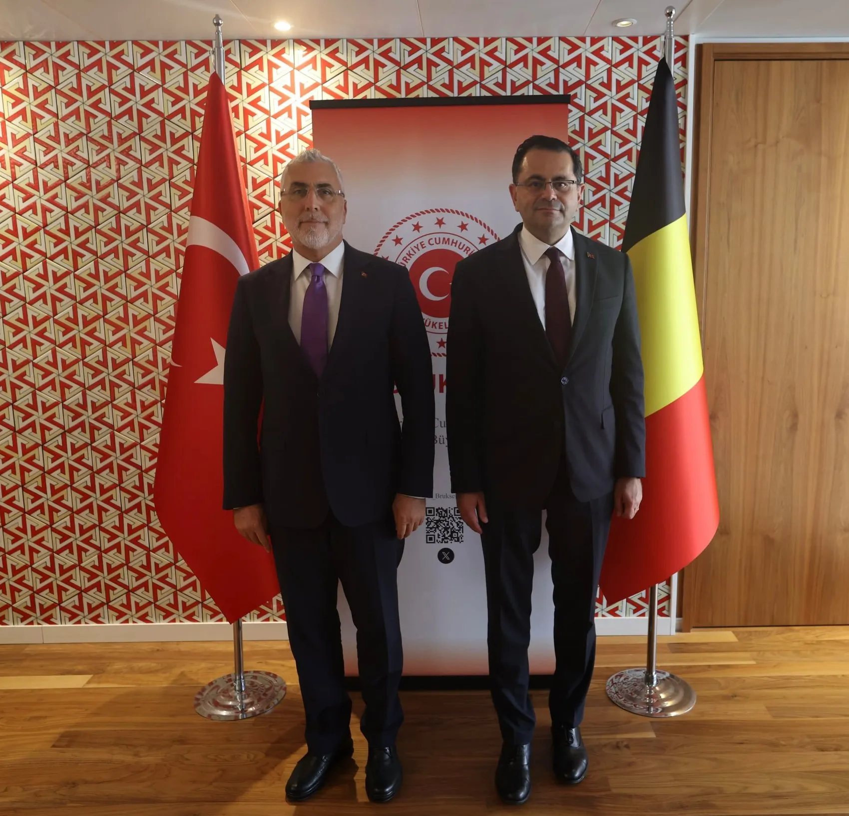 Bakan Işıkhan'ın Avrupa temaslarında kritik durak: Brüksel'de diplomatik mesai
