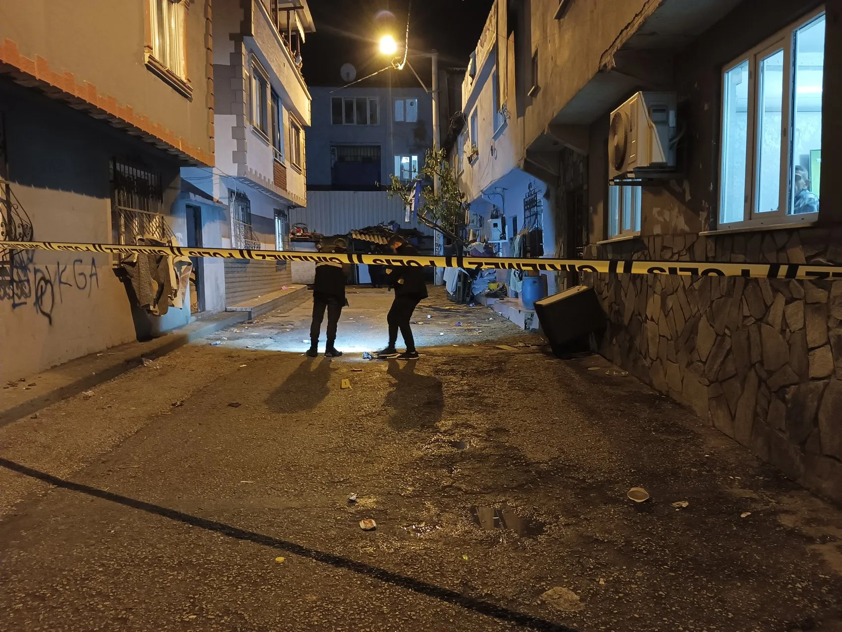 Bursa'da nefes kesen operasyon: Cinayet hükümlüsünü kurtarmak için polise kurşun yağdırdı
