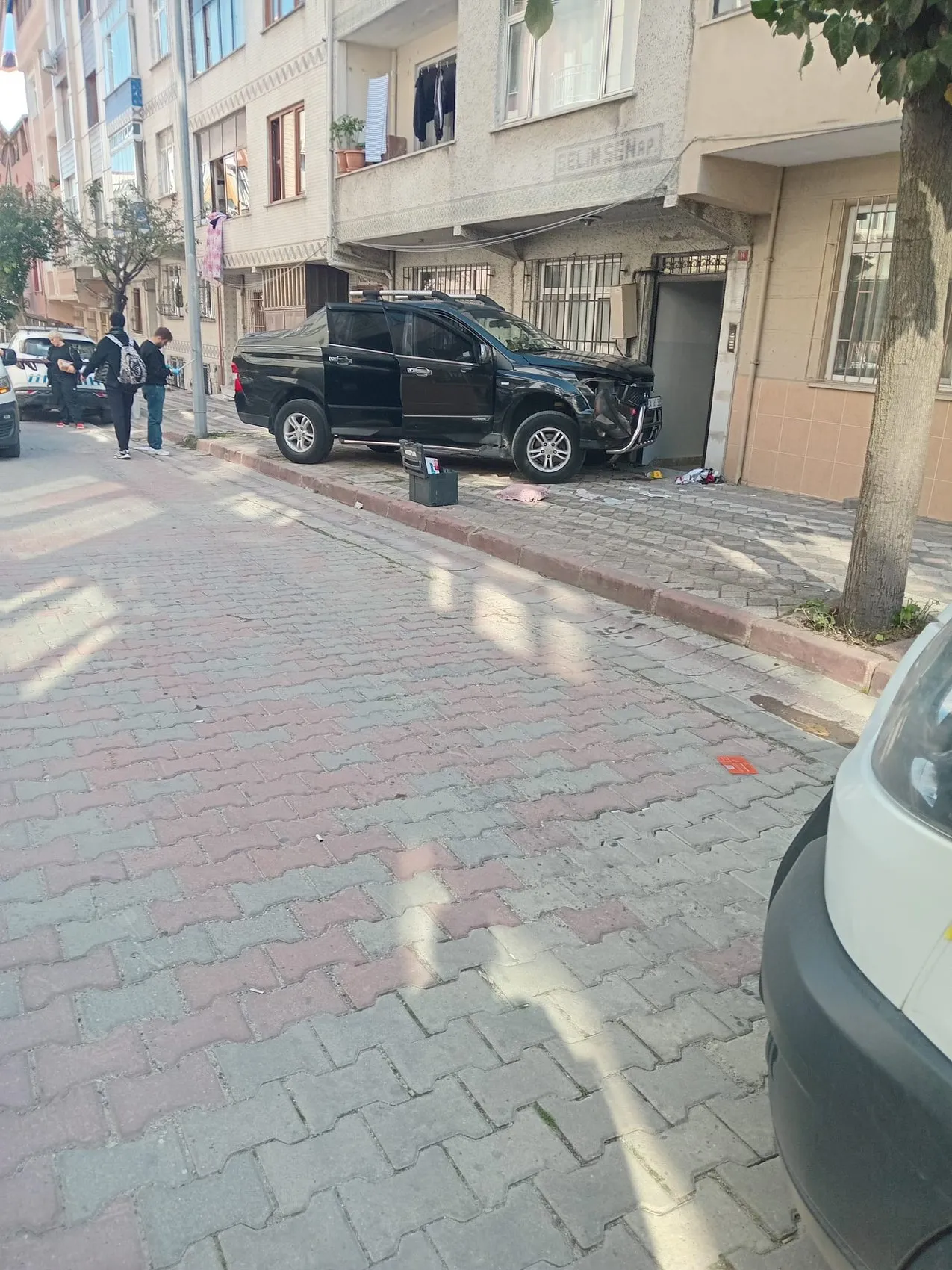 Park manevrası faciayla bitti: Eşine yol tarif ederken canından oldu