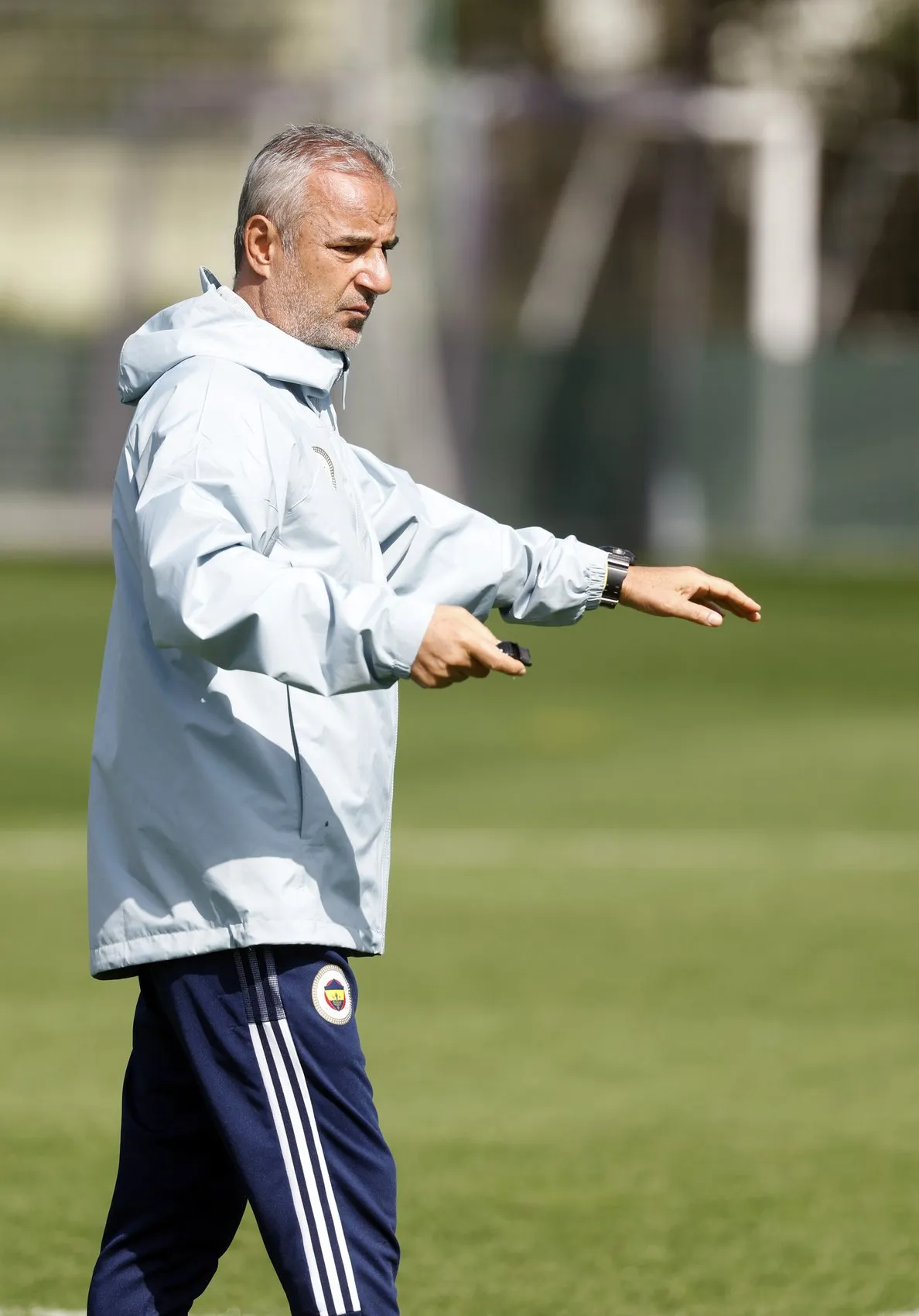 İsmail Kartal yönetimindeki Fenerbahçe'de Rize mesaisi hız kesmiyor