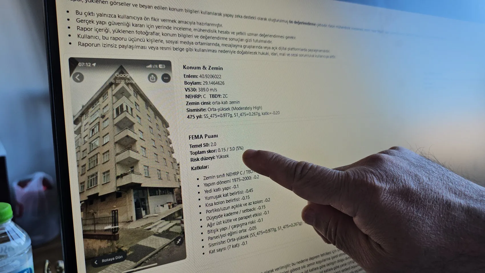 Yapay zeka felaketi önceden gördü: Çöken binaya 3 üzerinden sadece 0,5 puan verdi