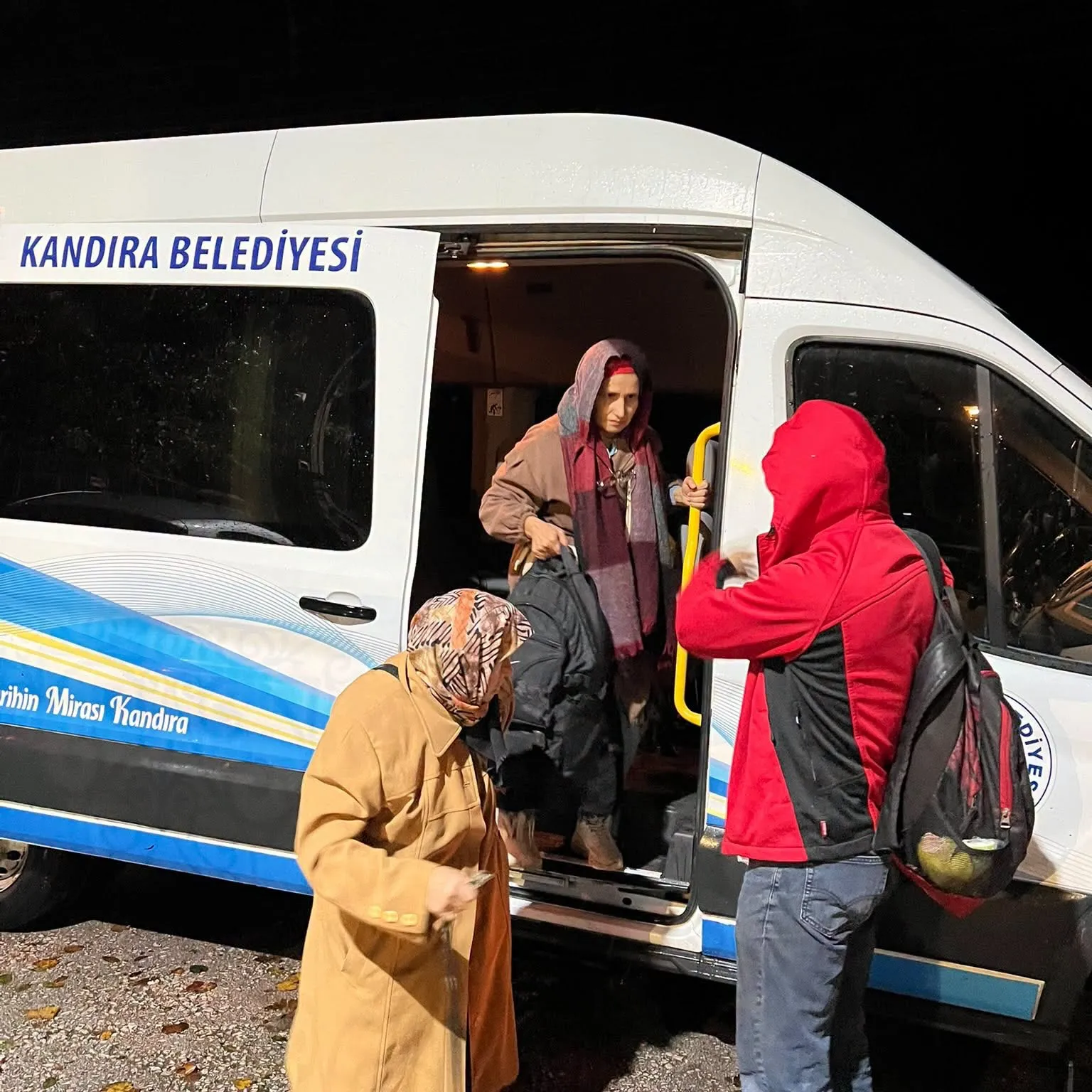 Kandıra'da alarm zilleri çaldı: Dere yatağındaki evler boşaltıldı