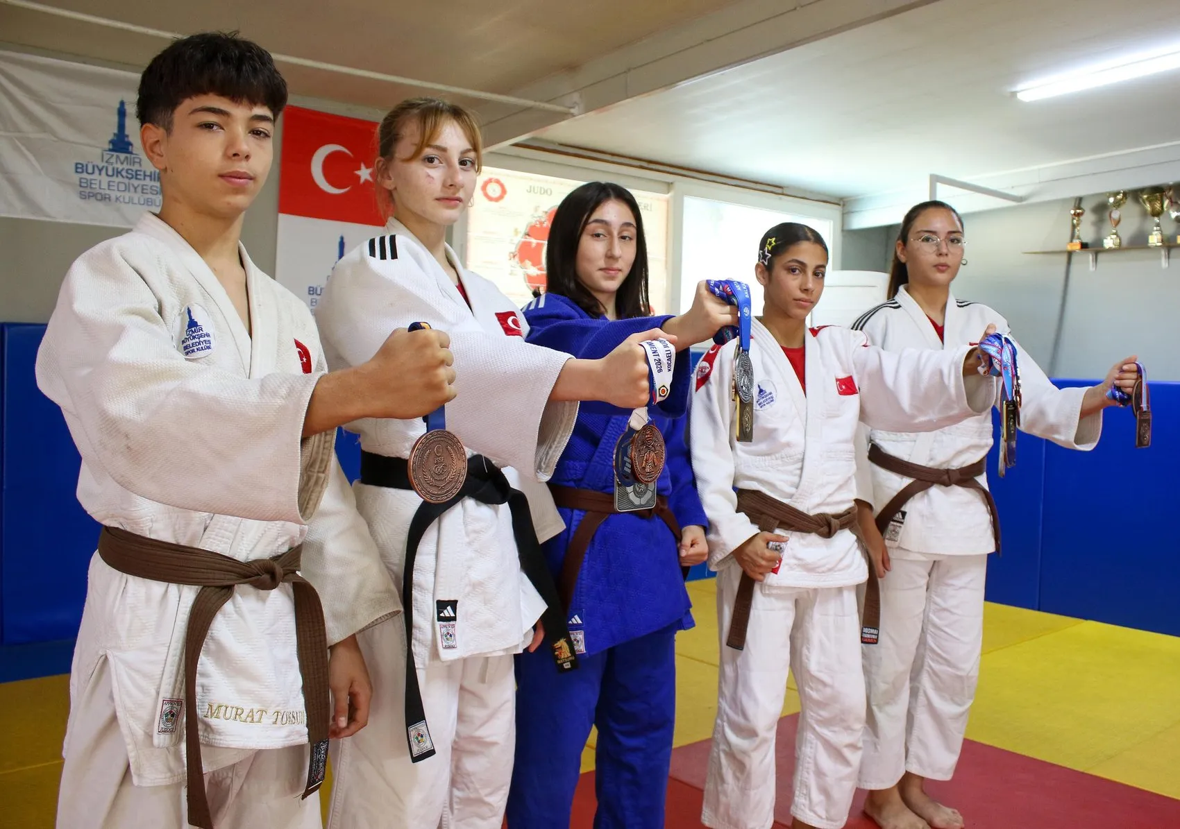 İzmirli judo yıldızlarının gözü zirvede: Balkanlardan olimpiyatlara uzanan büyük hayal
