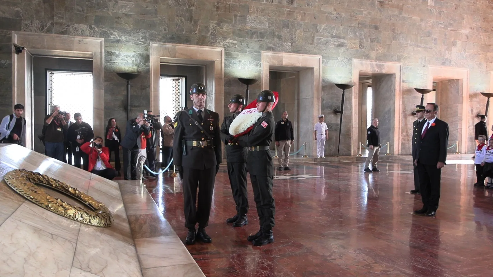 Anıtkabir’de dev buluşma: 100 bin yürek tek bir amaç için bir araya geldi