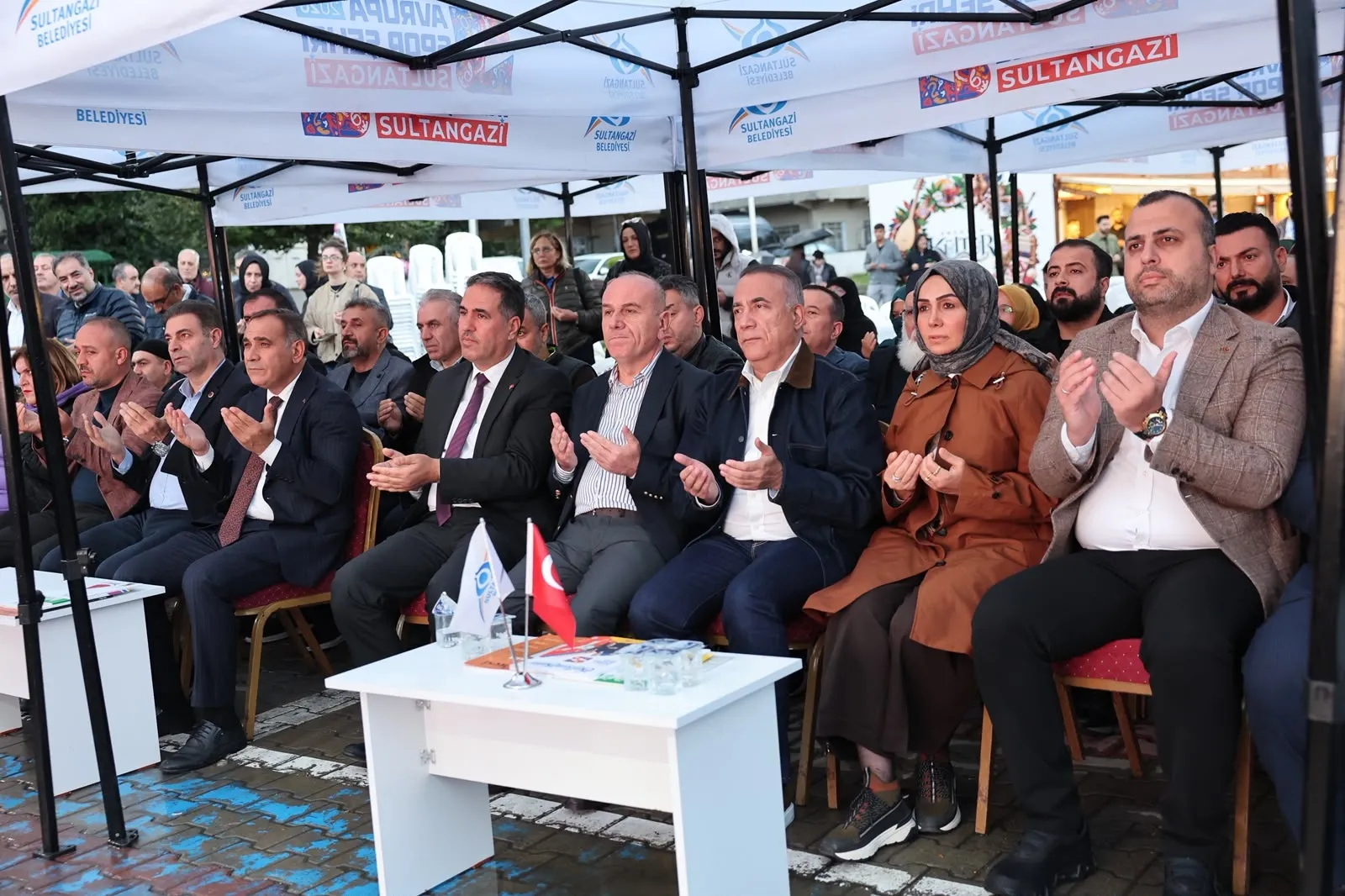 Sultangazi'de Anadolu'nun Renkleri Buluşuyor: Malatya Rüzgarı Esiyor