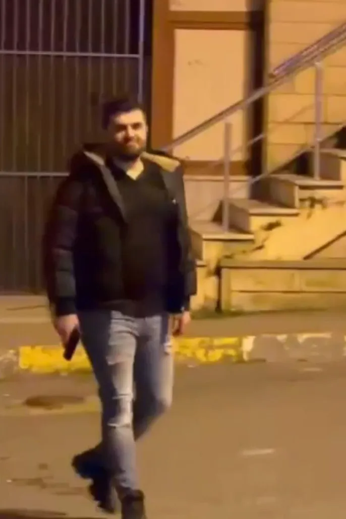 Alacak verecek kavgası kanlı bitti: Silahlı buluşmada dehşet anları kamerada