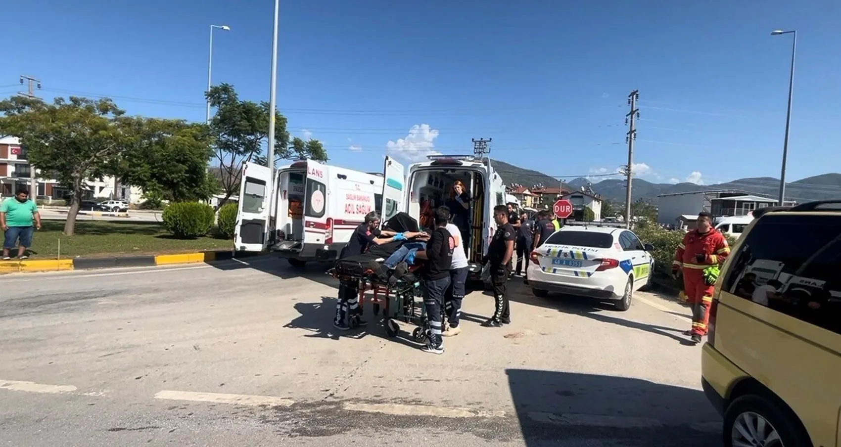 Fethiye'de kavşak dehşeti: Güvenlik kamerası o anları saniye saniye kaydetti