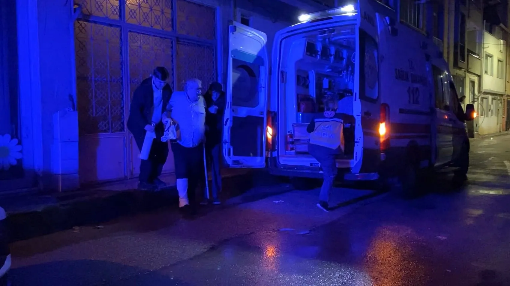 İnegöl'de korku dolu gece: Oksijen tüpü bir anda alev topuna döndü