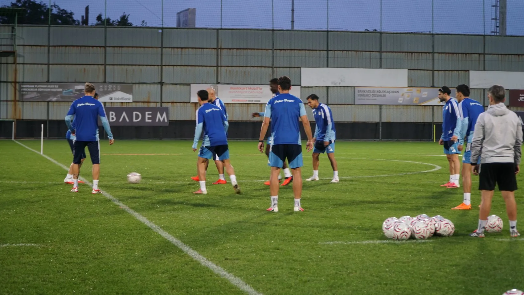 Rizespor'un Macar savunmacısı Attila Mocsi'den Fenerbahçe maçı öncesi iddialı çıkış: Puan veya puanlar hedefliyoruz