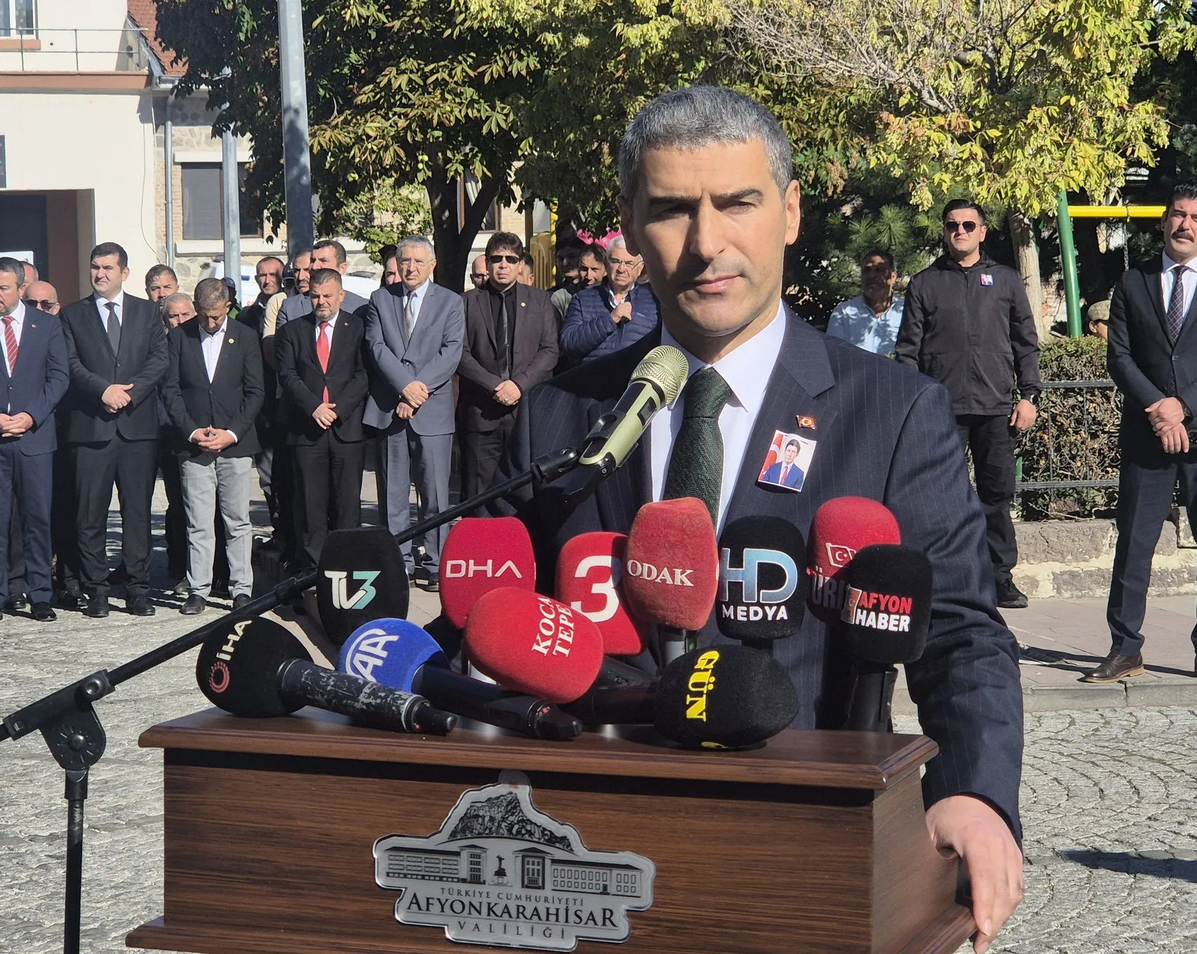 Afyonkarahisar'da hüzünlü veda: Vali Yardımcısı İhsan Ayrancı son yolculuğuna uğurlandı