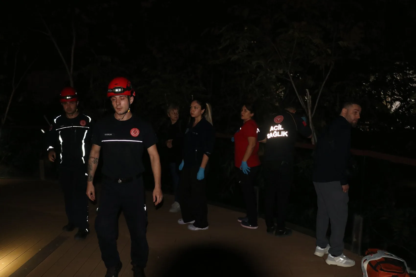 Antalya'da korku dolu anlar: Köprüden düşen şahıs için iki saatlik nefes kesen operasyon
