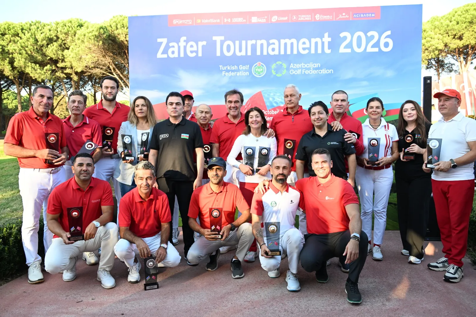 Yeşil sahalarda kardeşlik rüzgarı: Zafer Turnuvası 2026 İstanbul'da final yaptı