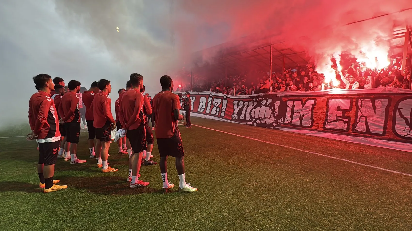 Samsun'da dev derbi öncesi ateşli buluşma: Fink'ten taraftara savaş sözü