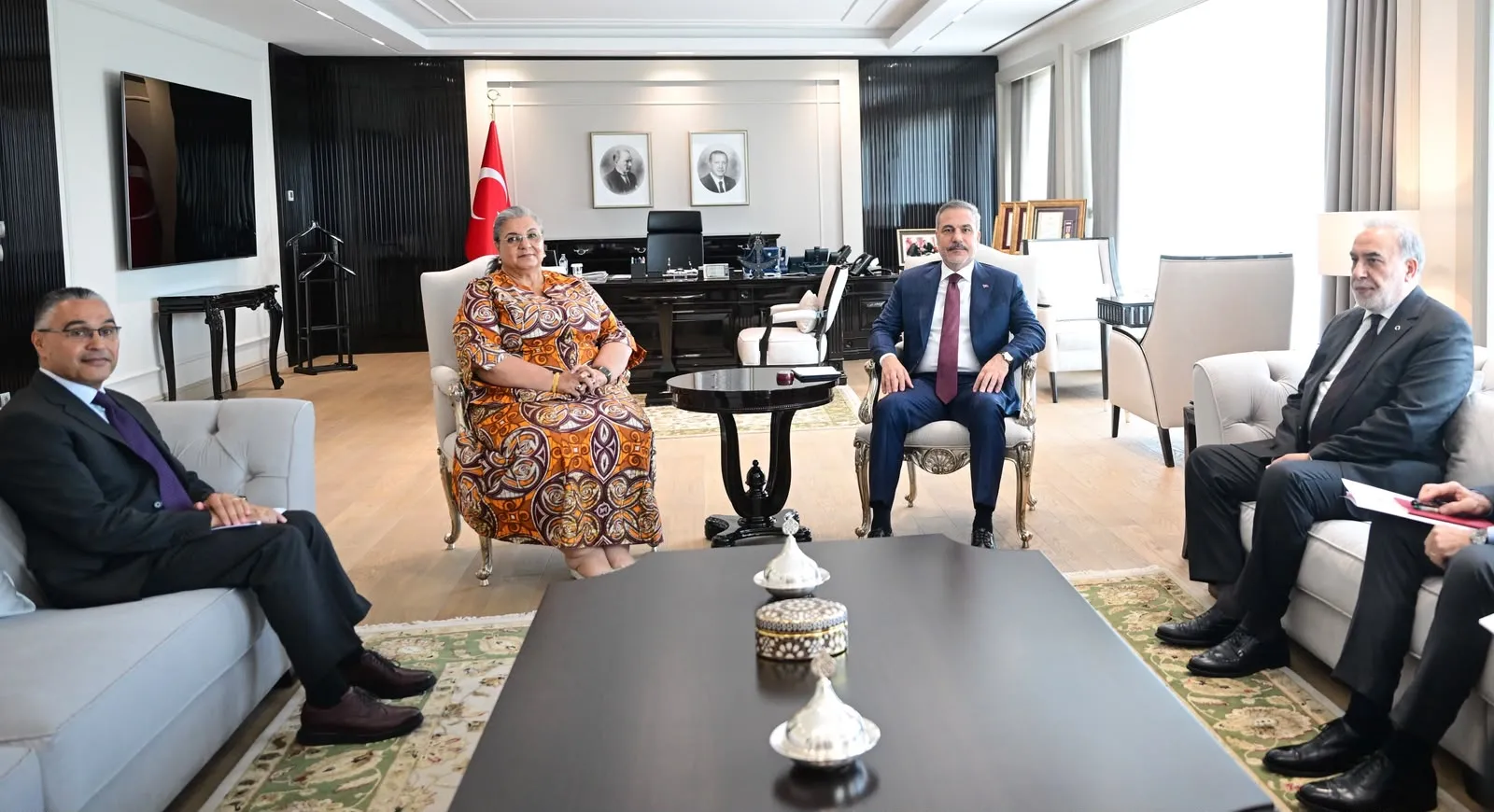 Ankara'da kritik Libya mesaisi: Hakan Fidan'ın konuğu Hanna Tetteh oldu