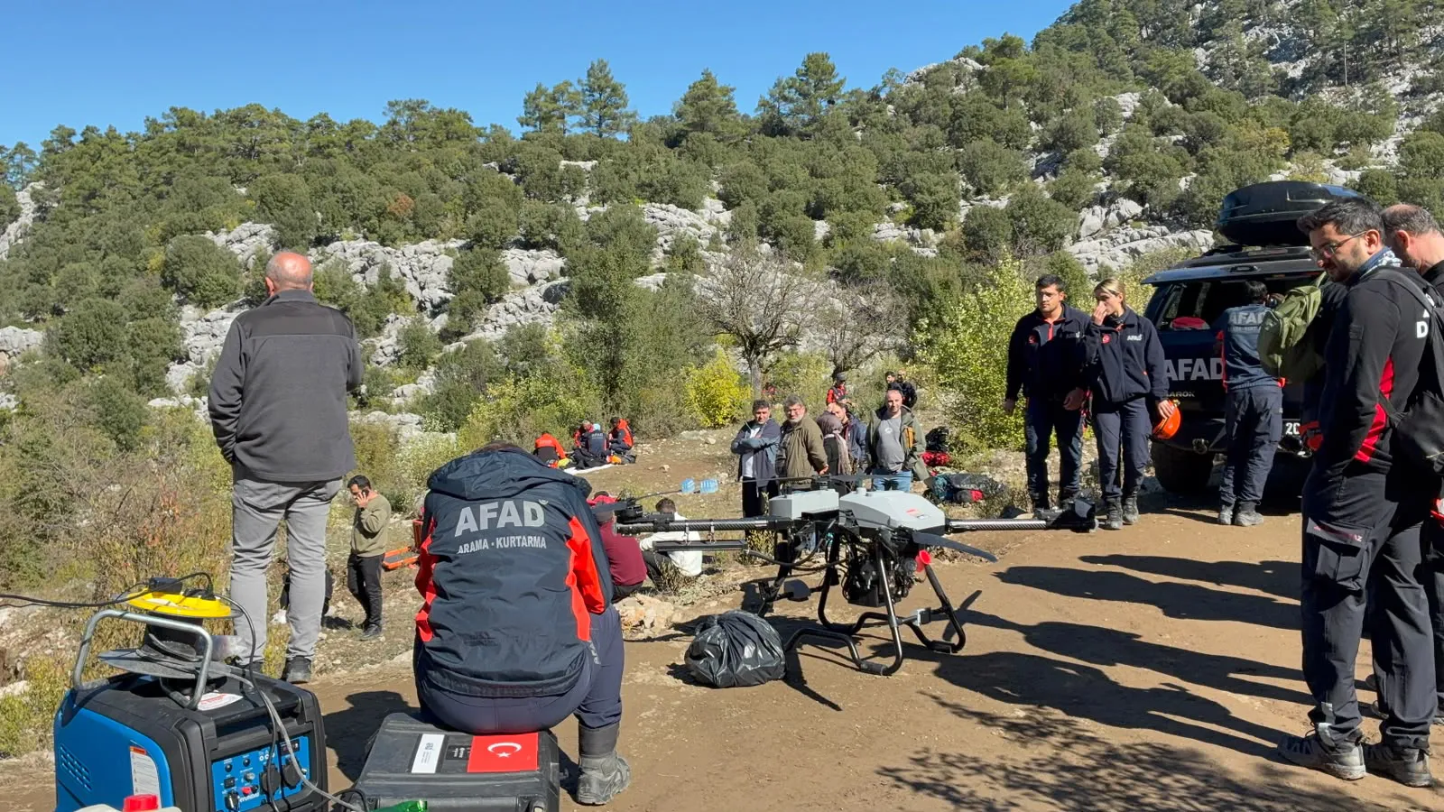 Yazılı Kanyon'da mahsur kalan İHH ekibi için nefes kesen operasyon: Yerleri belirlendi