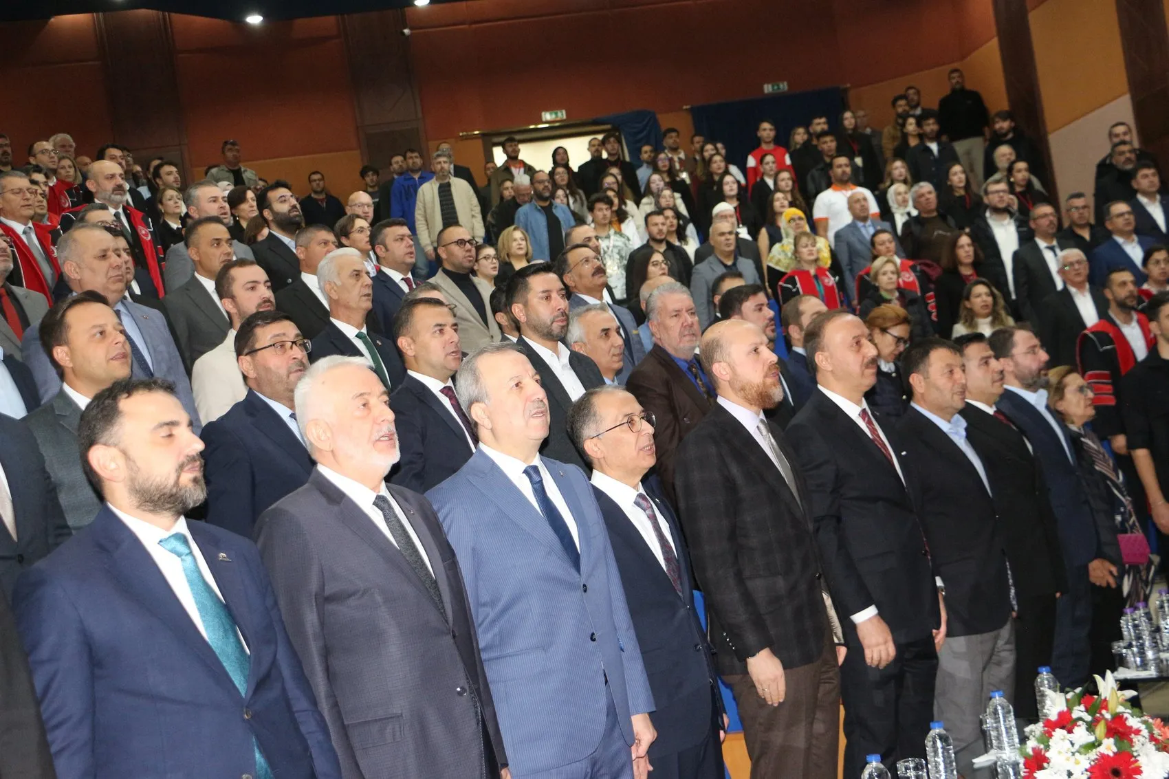 Bilal Erdoğan'dan gençlere 'zahmetsiz başarı' uyarısı: Köşeyi dönme hayali kurmayın