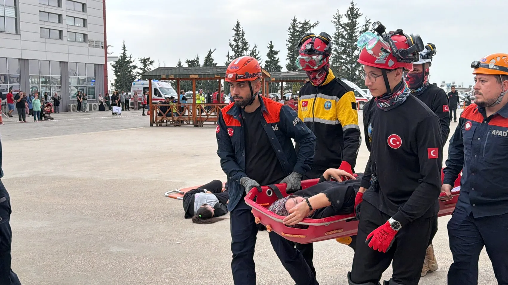 Osmaniye'de nefes kesen anlar: Hastanede eş zamanlı terör ve yangın alarmı