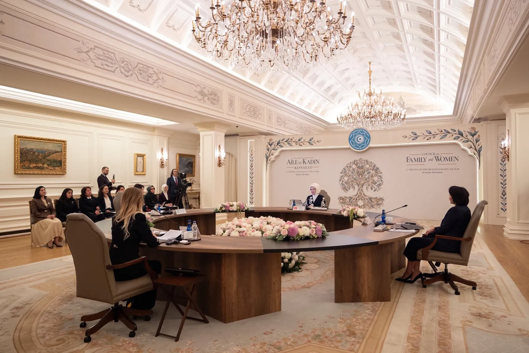 Türk dünyasının kadın liderleri Ankara'da ortak gelecek için buluştu