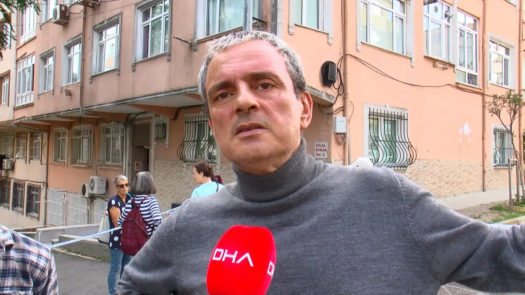 Eyüpsultan'da kolon dehşeti: 51 yıllık binadan gelen o ses faciayı önledi