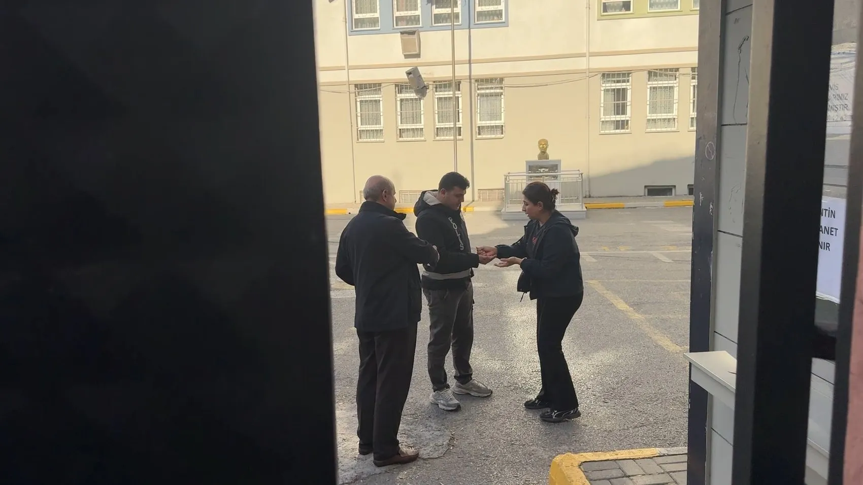 Avcılar'da KPSS paniği: Aynı isimli okullar adayları birbirine düşürdü