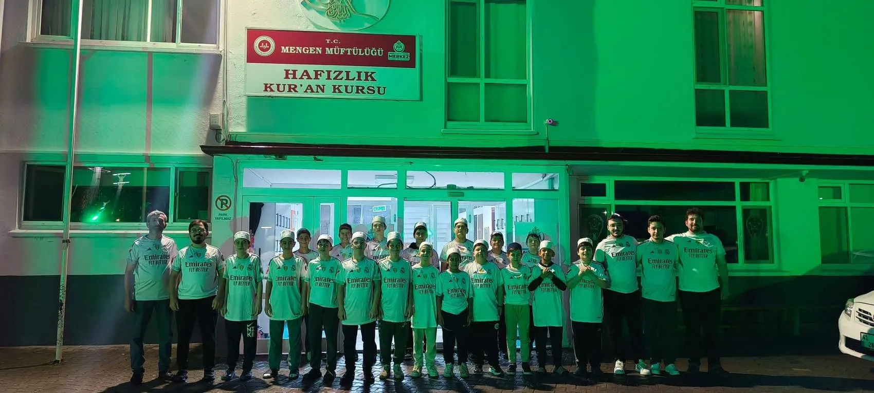 Milli yıldız Arda Güler'den memleketindeki öğrencilere anlamlı sürpriz