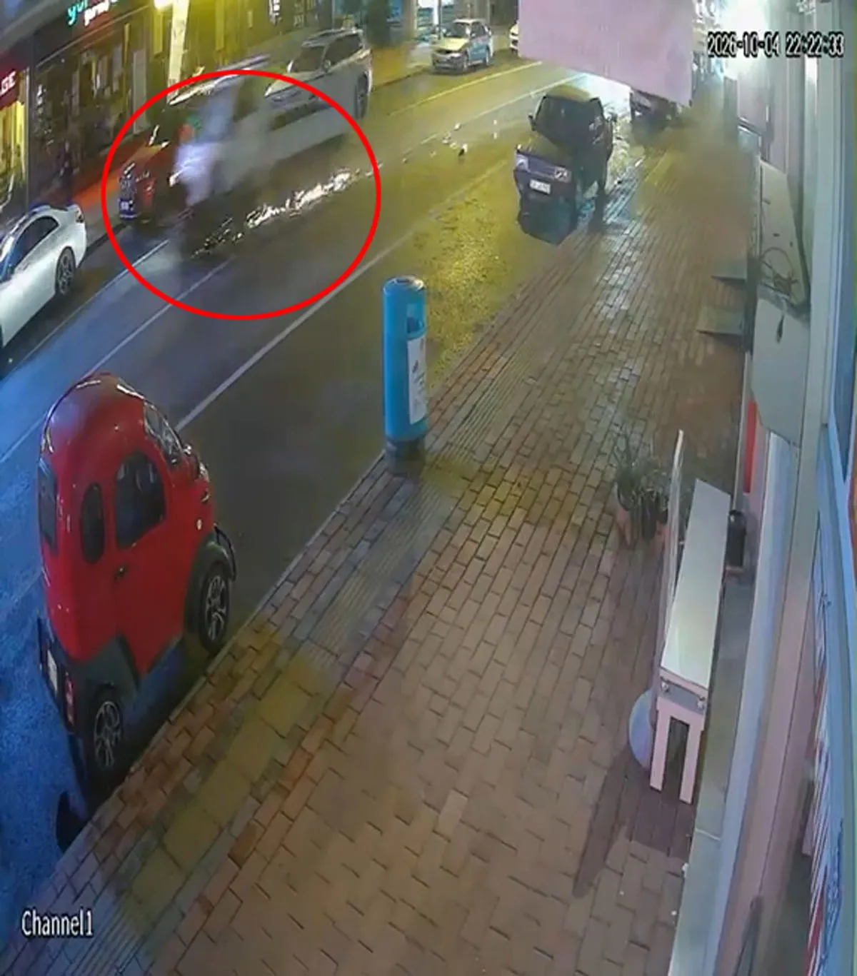 Alanya'da motosikletli gence acı son: Kamyonet sürücüsü kaza yerinden kaçtı