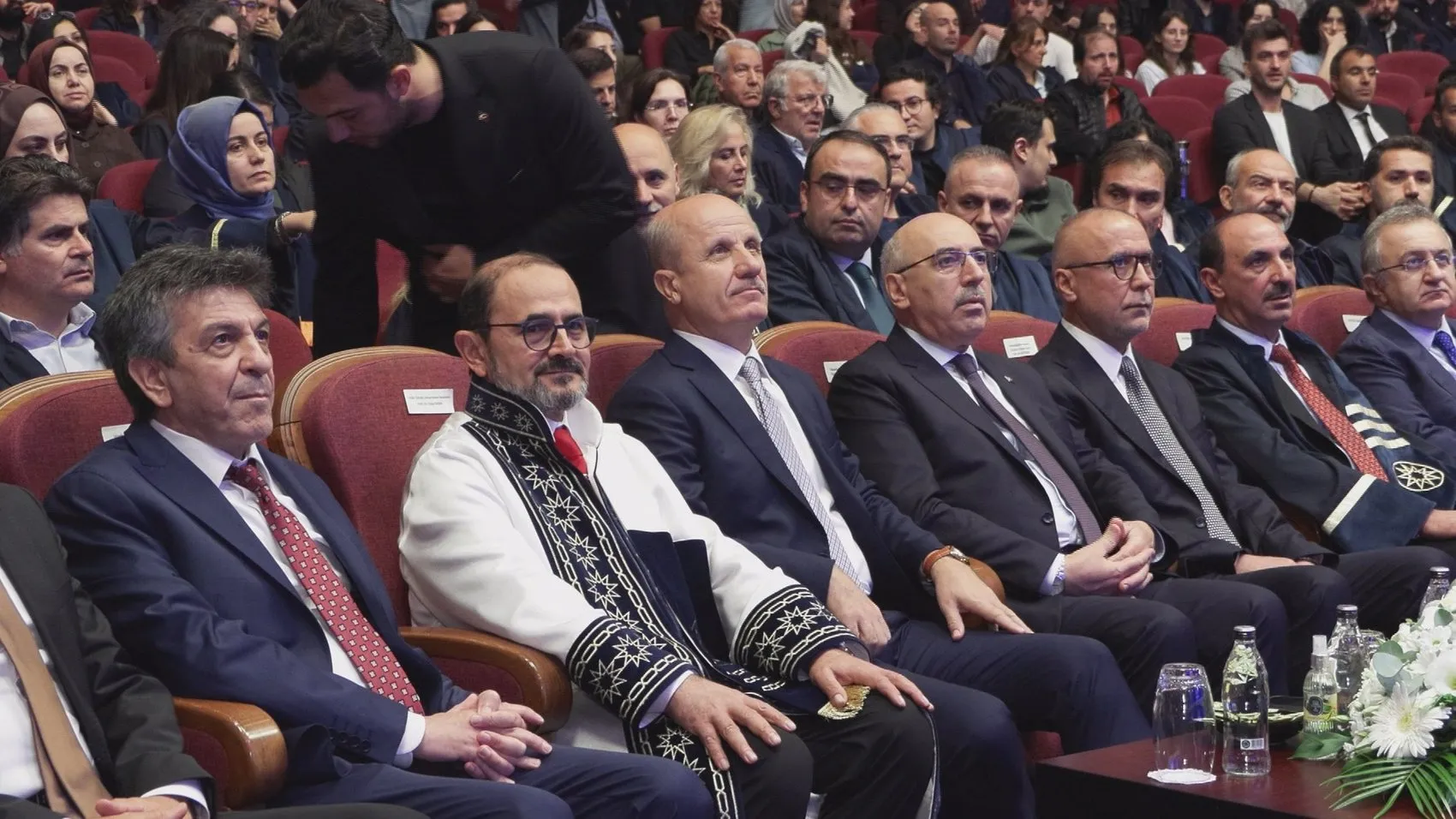 Akademik dünyada çoktan seçmeli sınav alarmı: YÖK Başkanı Özvar'dan üniversitelere kritik uyarı