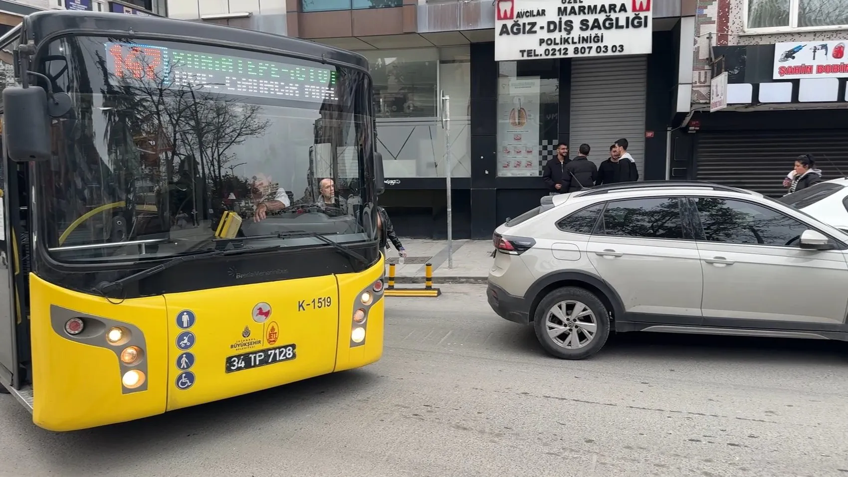 Sınav heyecanı hüsranla bitti: Yanlış binaya gitti, kapı yüzüne kapandı