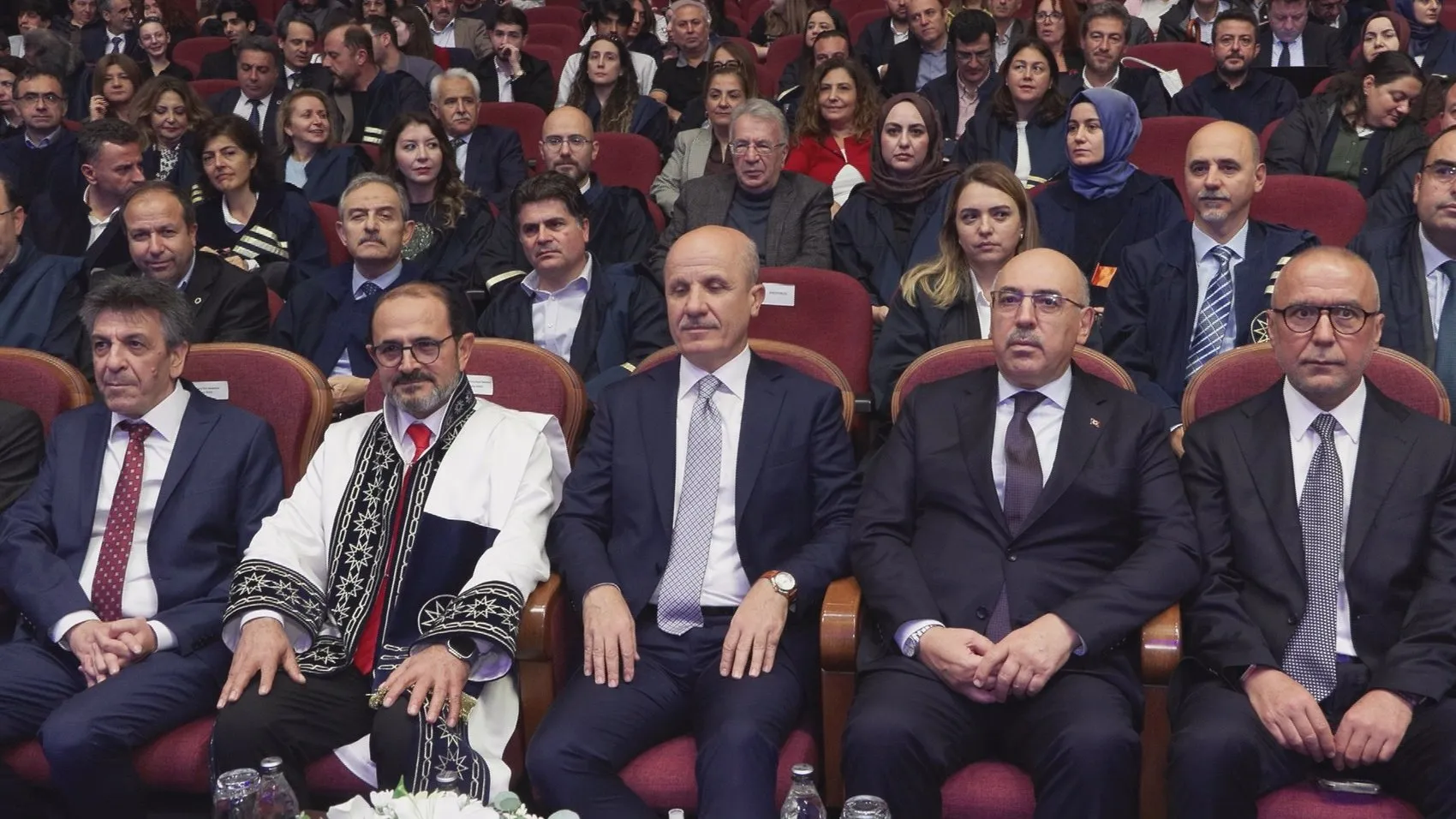 Akademik dünyada çoktan seçmeli sınav alarmı: YÖK Başkanı Özvar'dan üniversitelere kritik uyarı