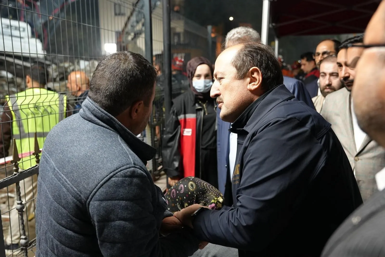 Maltepe'deki yıkımın ardından AFAD'dan kritik müdahale: Enkaz başında saatler süren koordinasyon