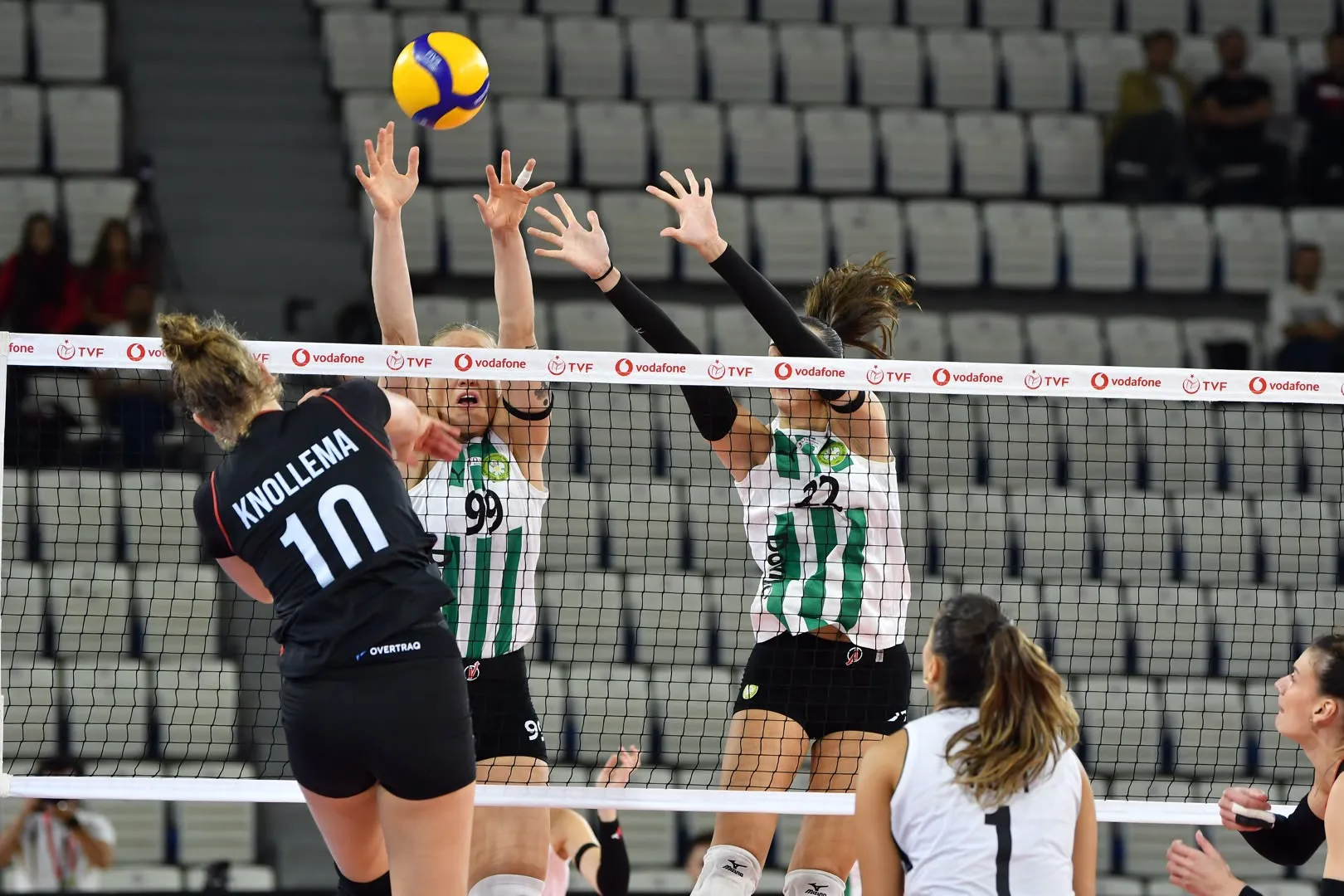 Muradiye'de Beşiktaş rüzgarı: Manisa evinde galibiyete hasret kaldı