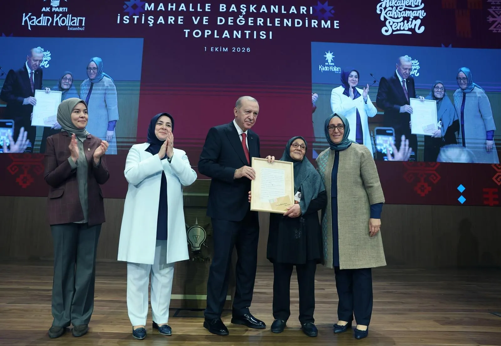 Erdoğan'dan yeni yüzyıl vizyonu: Siyasi tarihimizin en büyük gücü kadınların emeğidir