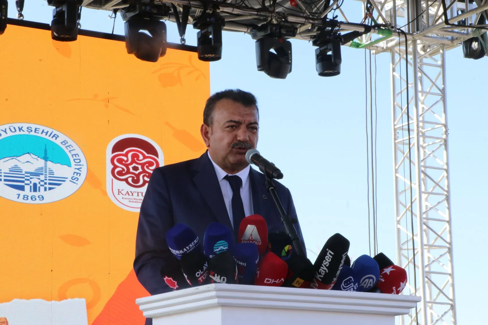 Kayseri’de dev kazanlar kaynadı: Bir tonluk lezzet şöleni şehri sardı