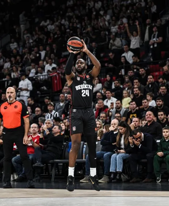Beşiktaş'ın Avrupa Arenasındaki Zorlu Sınavı Olympiakos Karşısında Sonuçsuz Kaldı