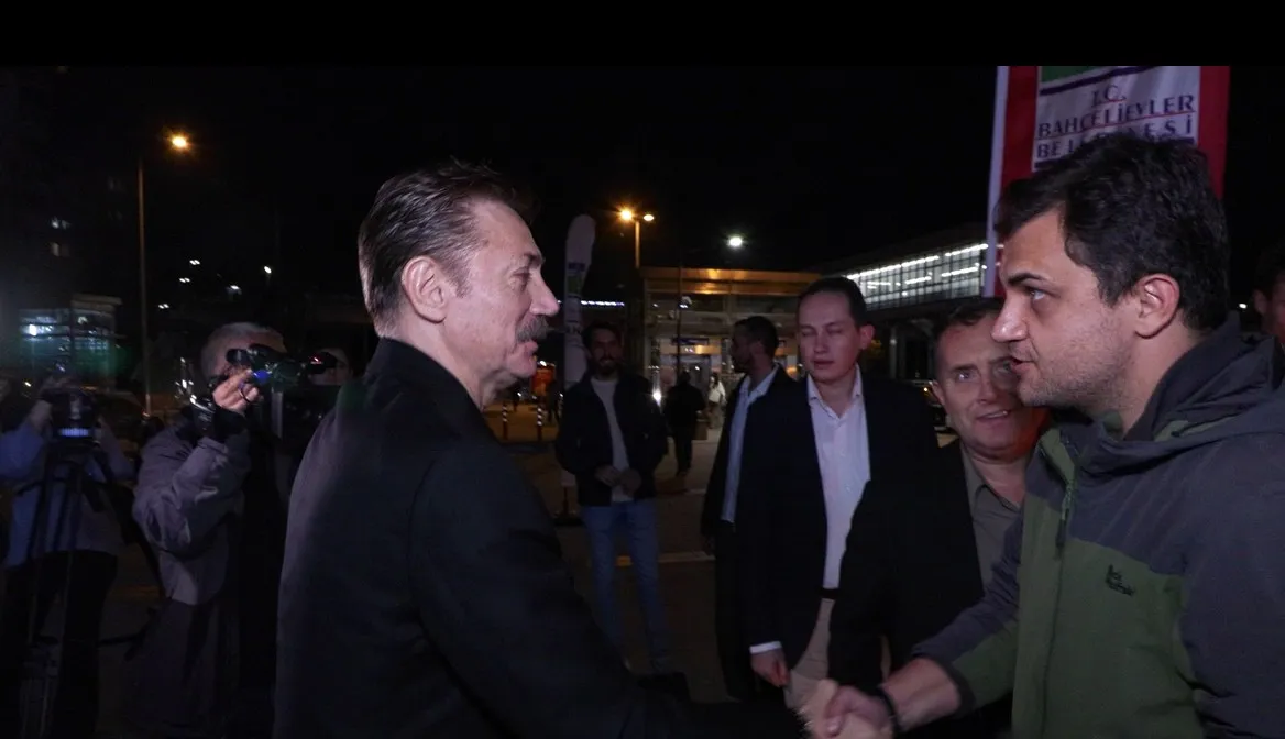 Sahada ter döken gazetecilere Bahçelievler'den 7/24 açık kapı ve sıcak destek