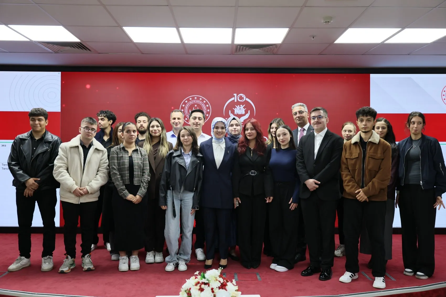Devletin şefkatiyle büyüyen 394 genç için yeni bir başlangıç: Kamu kapıları açıldı