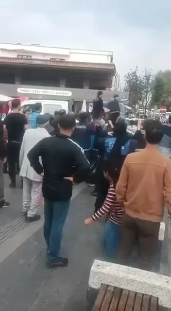 Diyarbakır'ın kalbinde gergin anlar: Kaldırım işgali müdahalesi arbedeye dönüştü
