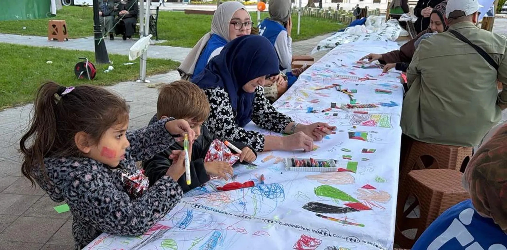 Tekirdağ'ın minik ellerinden Gazze'deki akranlarına anlamlı destek