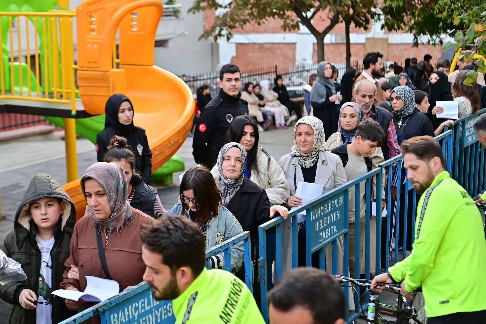 Bahçelievler'de pedal çevirme heyecanı: 45'inci kez yüzleri güldüren buluşma