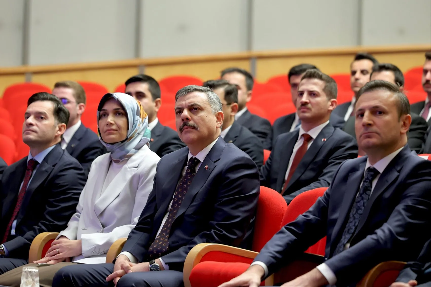 Mülki idarenin genç temsilcilerine Bakan Çiftçi'den kritik öğütler
