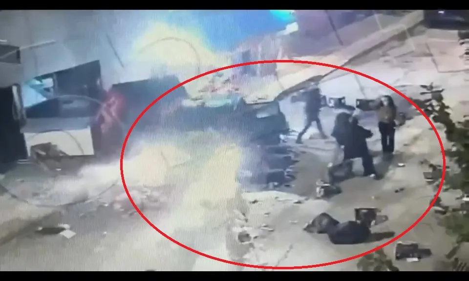 Tunceli'de dehşet anları: Büfe önündeki kalabalığa daldı