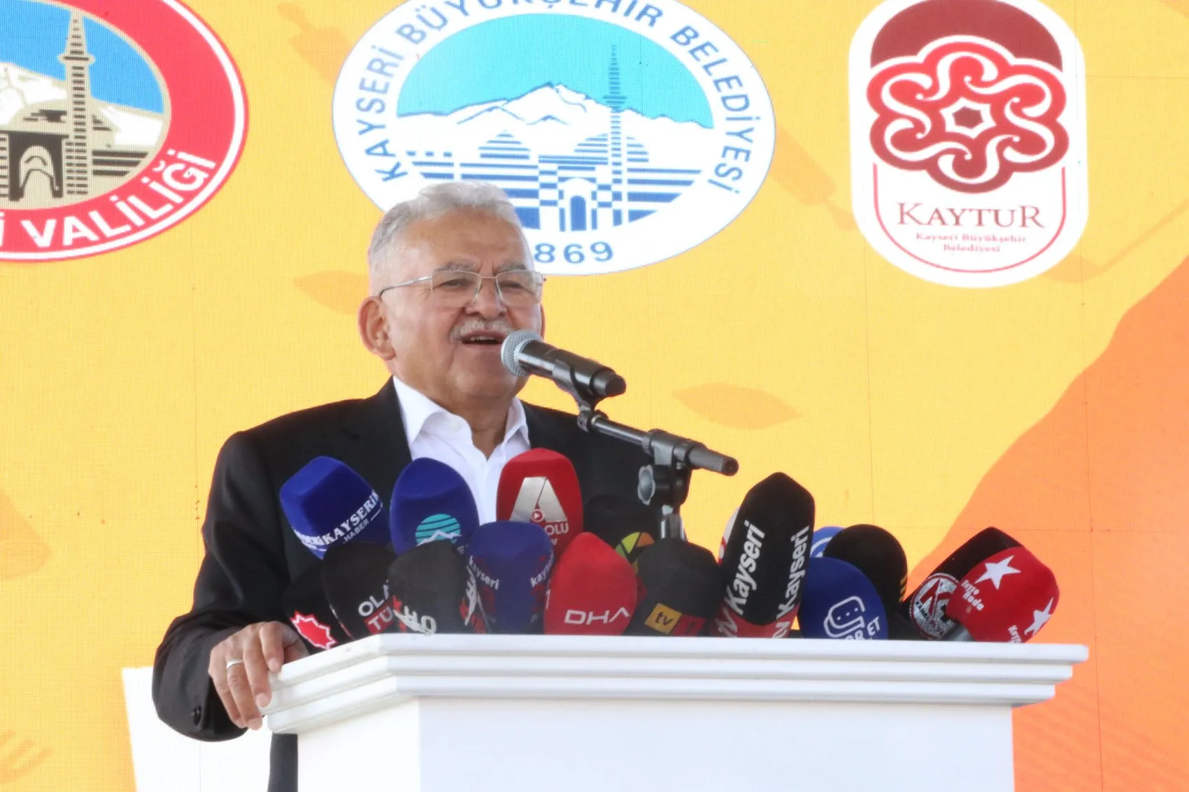 Kayseri’de dev kazanlar kaynadı: Bir tonluk lezzet şöleni şehri sardı