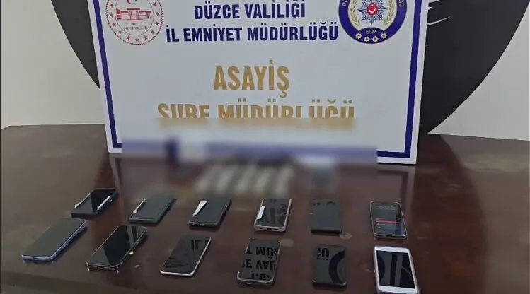 Düzce'de masaj salonlarına şafak operasyonu: 5 kişi cezaevine gönderildi
