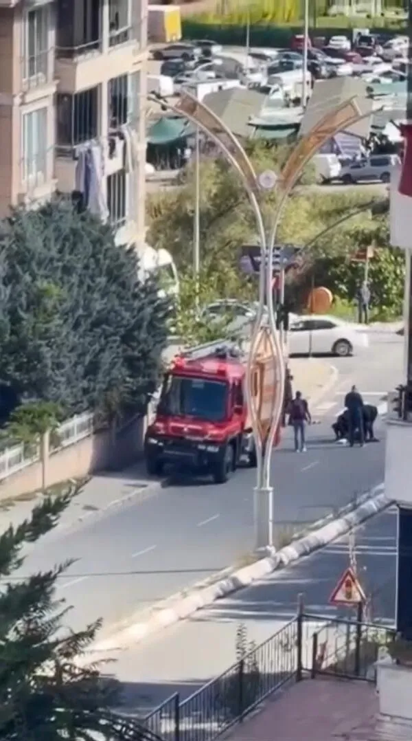 Çatalca'da yürekleri ağza getiren kaza: İtfaiye aracının çarptığı çocuk yaşam mücadelesi veriyor