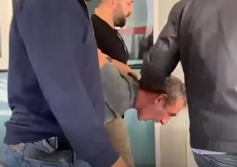 Gemlik'te komşu dehşeti: Şikayet tartışması kanlı bitti