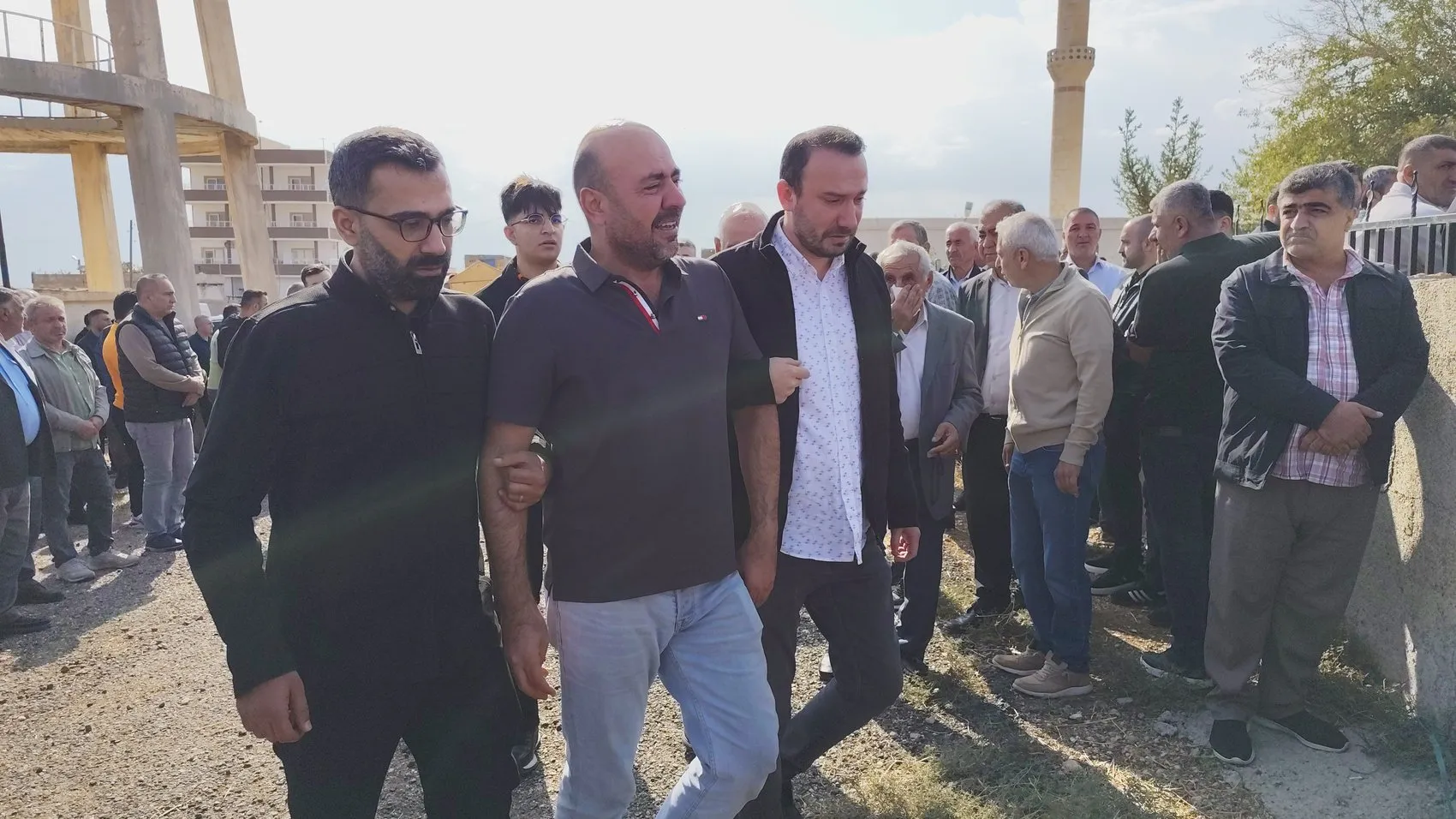 Taziye dönüşü gelen acı haber: Aynı aileden 4'ü çocuk 6 kişi son yolculuğuna uğurlandı