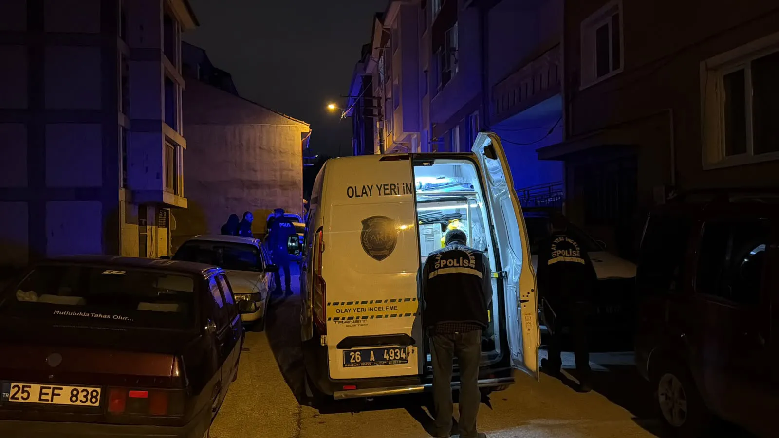 Eskişehir'de kanlı hesaplaşma: Evinin önünde pusuya düşürüldü