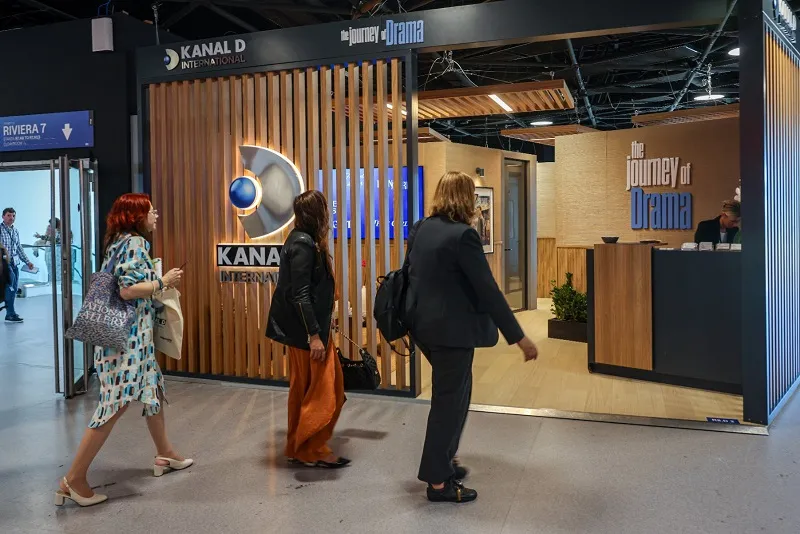 Cannes sokaklarında Türk rüzgarı: Kanal D dizileri dünya vitrininde