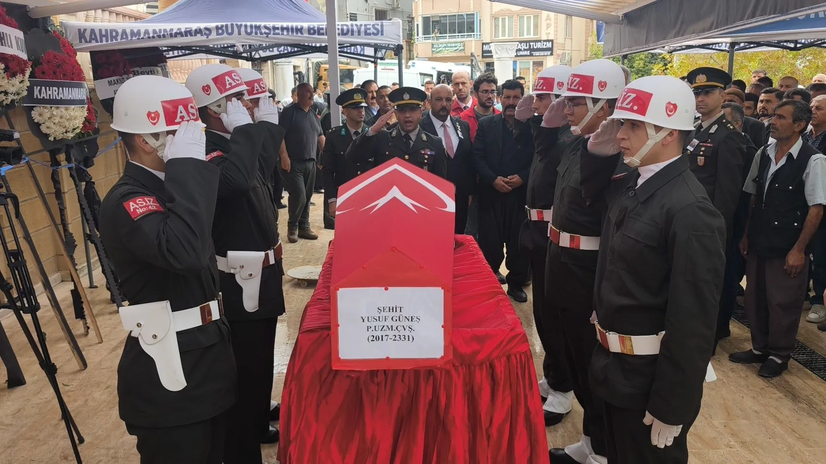 Kahramanmaraş'ta hüzünlü veda: Şehit Yusuf Güneş son yolculuğuna uğurlandı